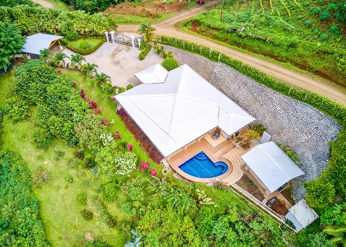 The Retreat At Blue Mountain Farms Villa Sámara