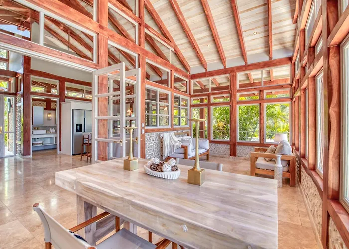 The Retreat At Blue Mountain Farms Villa *